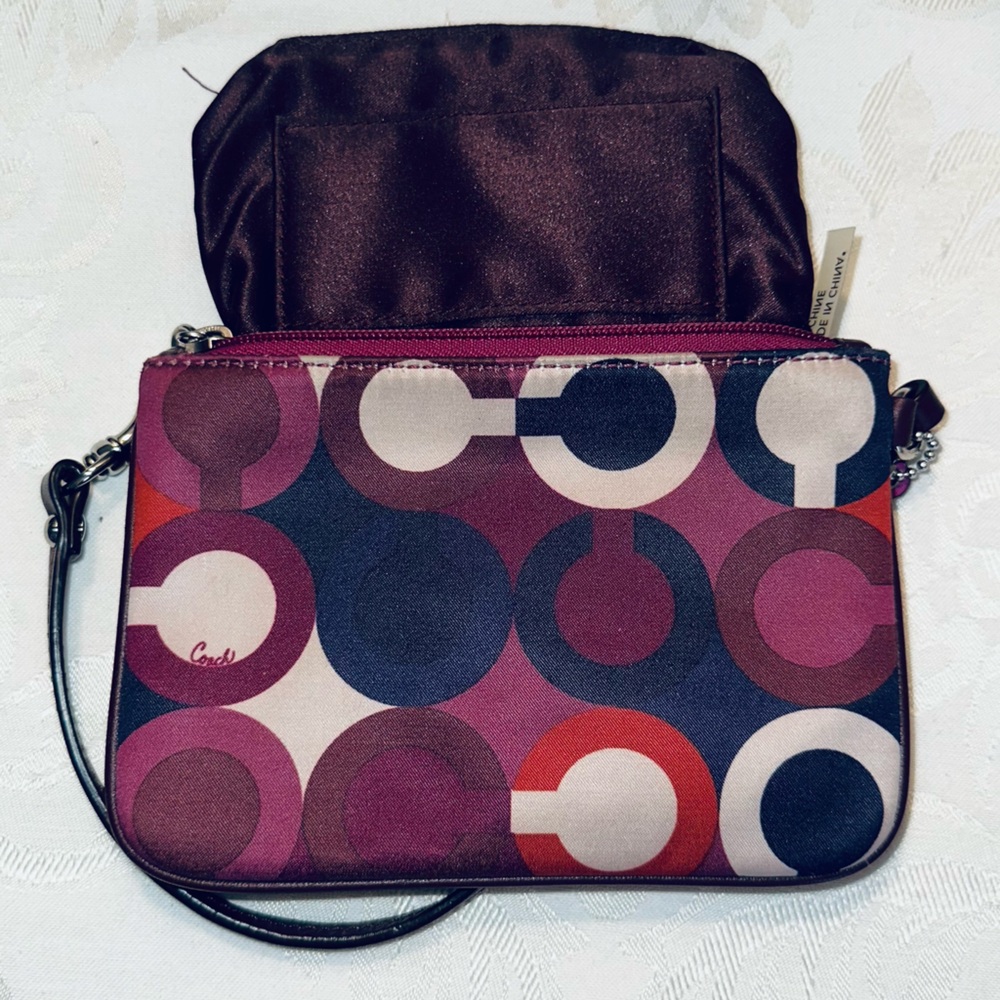 Coach Parker Op Art Bordeaux Multicolor small satin and leather wristlet